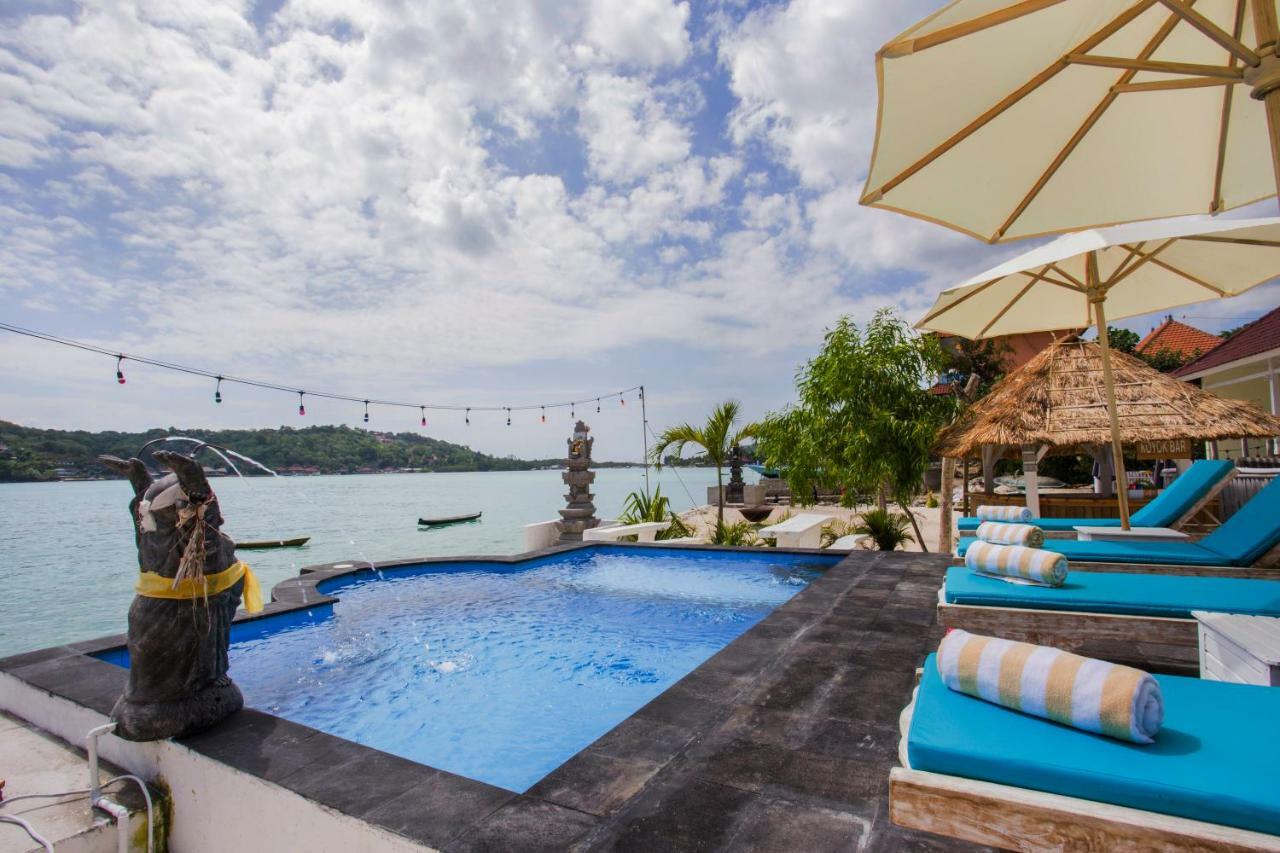 The Waterfront Beach House Нуса-Лембонган Екстер'єр фото